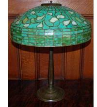 Meyda White 129287 - ORIGINAL TIFFANY TURNING LEAF TABLE LAMP